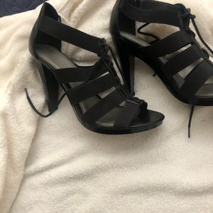 Apt. 9 Black Strappy Tie Up Heels sz 7